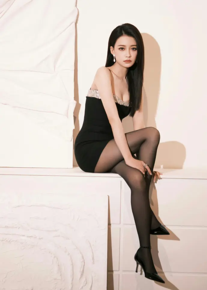 邓丽君黑胶唱片与数字播放器对比